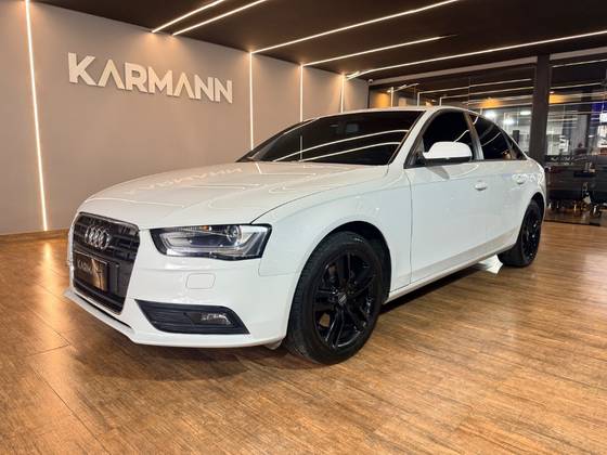 AUDI A4 2.0 TFSI AMBIENTE 183CV GASOLINA 4P MULTITRONIC AUDI A4 2.0 TFSI AMBIENTE 183CV GASOLINA 4P MULTITRONIC